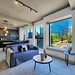 Central, Business Travellers Dream-Wifi-Pool