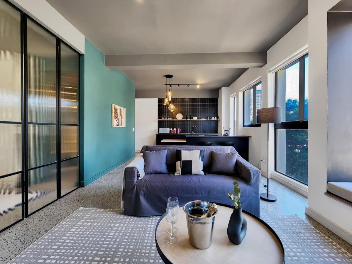 Central, Business Travellers Dream-wifi-pool